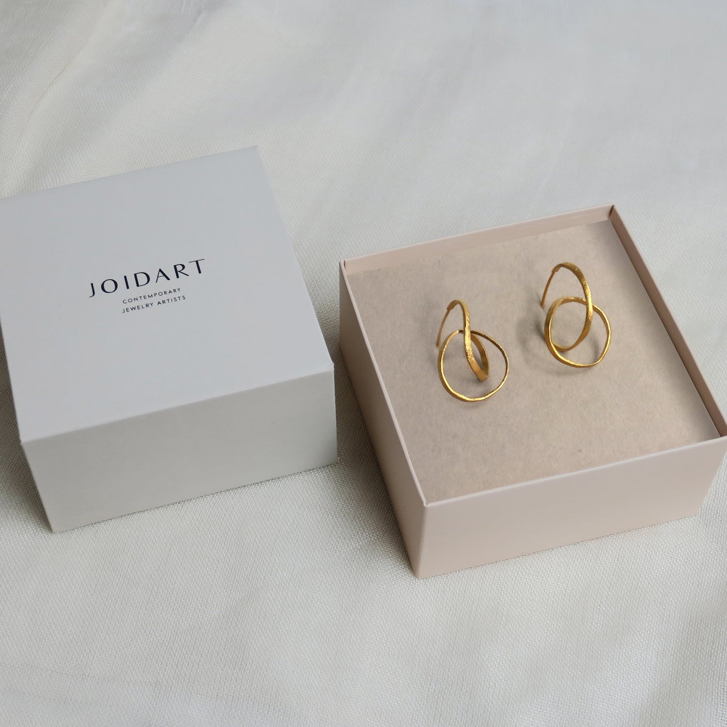 Earrings Embolic Mediun Golden