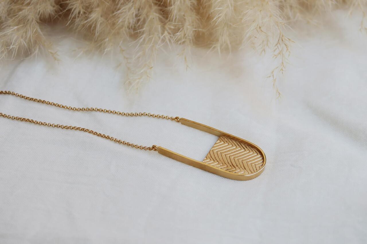 Necklace Vas Golden
